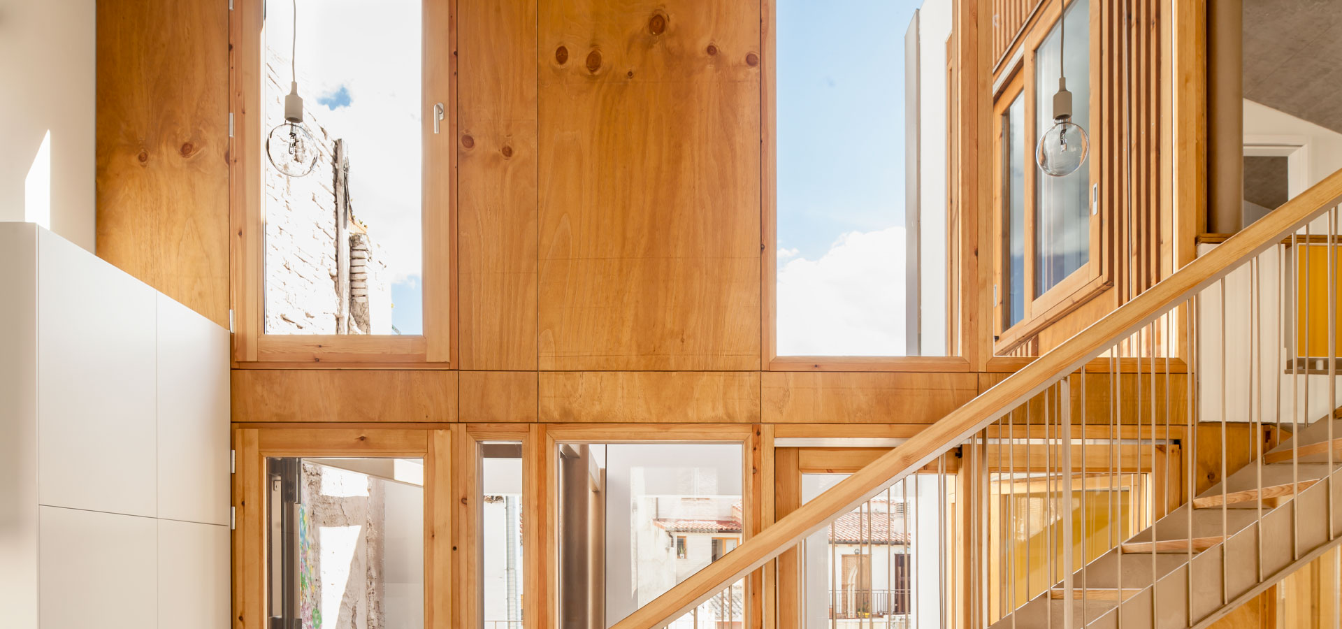 tudela-house-navarra-interiorism-wood-lagula-arquitectura-01